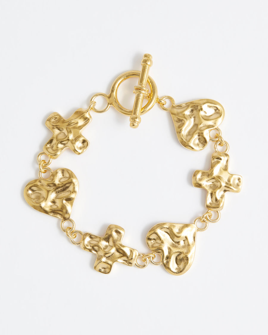 Soru bracelet features interlocking mixed heart and cross links with a toggle clasp fastening for ease. 